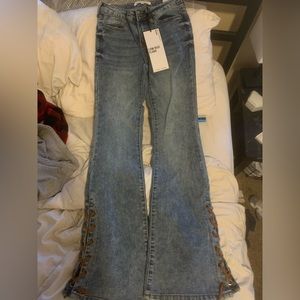 FASHIONOVA JEANS